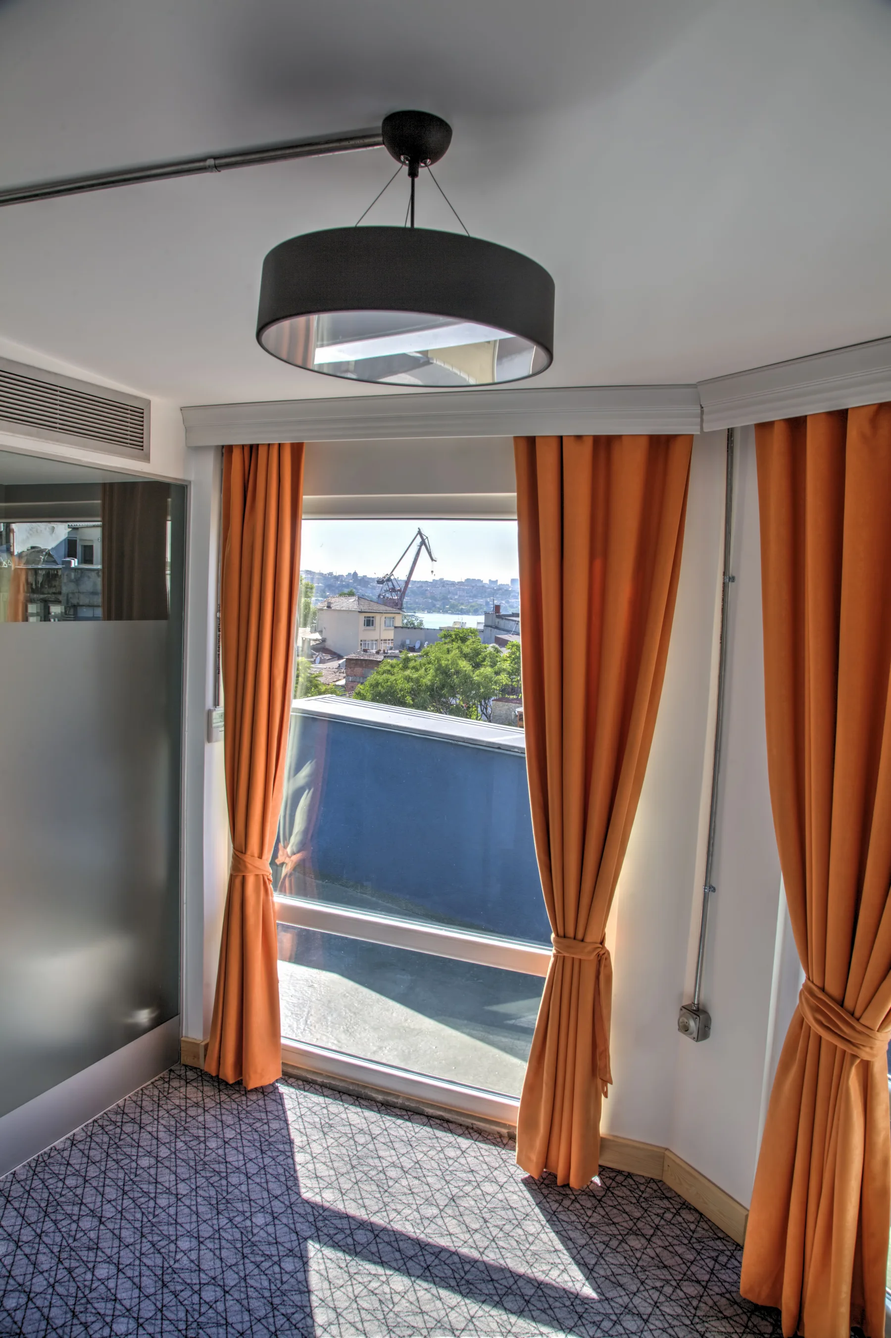 Vavien Hotel — вид Стамбула 7